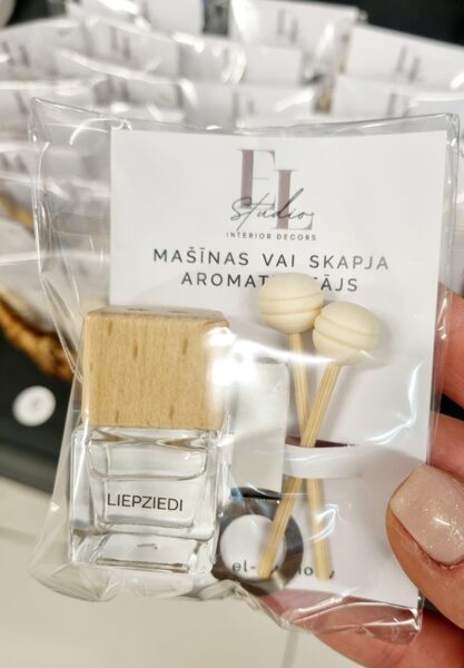 Auto vai skapja aromatizētājs - spraužams 8ml