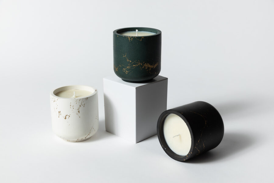 Aromātiska sojas vaska svece sveķu traukā ''Zelta dzintars''